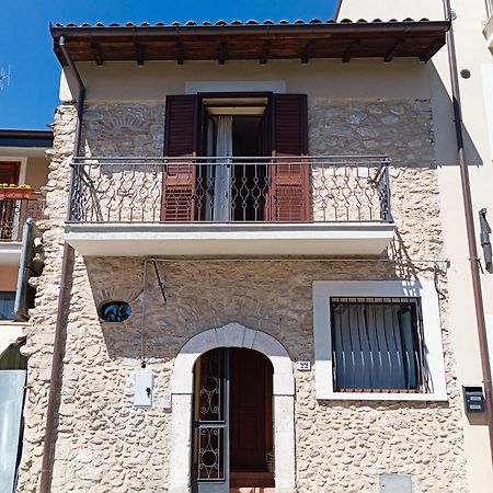 Villa La Casa Di B Paganica Exterior foto